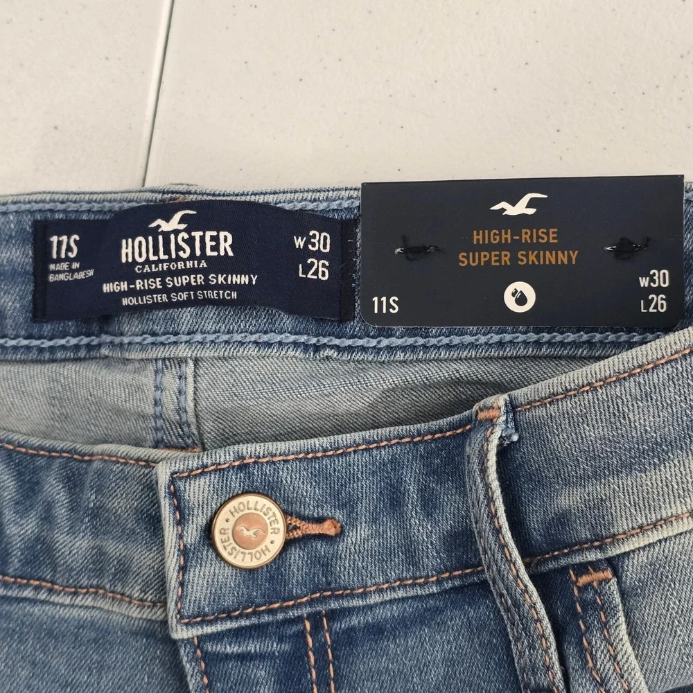Hollister High-Rise Super Skinny Distressed‎ Jeans W30 L26 Light Wash Denim